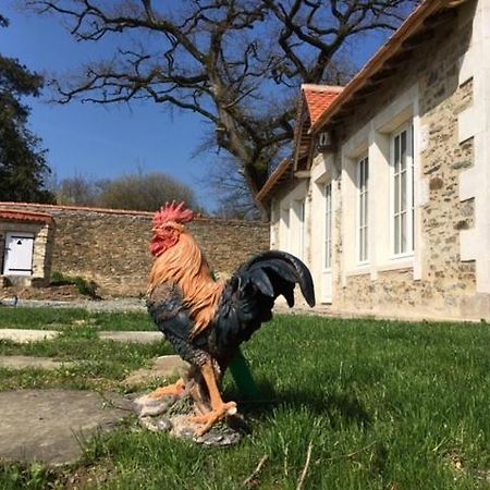 Gîte L'Orangerie Mouchamps Extérieur photo